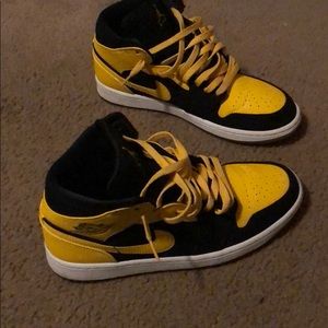 Air Jordan 1 mid New Love